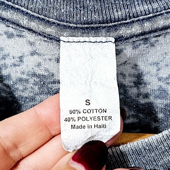 FEARLESS Graphic T-Shirt Short Sleeve Acid Wash Cotton Blend Size‎ S ~SS37.3 - Picture 3 of 4